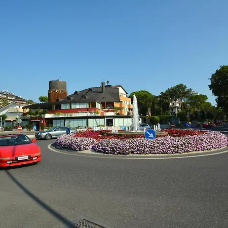 Flat In Lignano Pineta Apartamento *